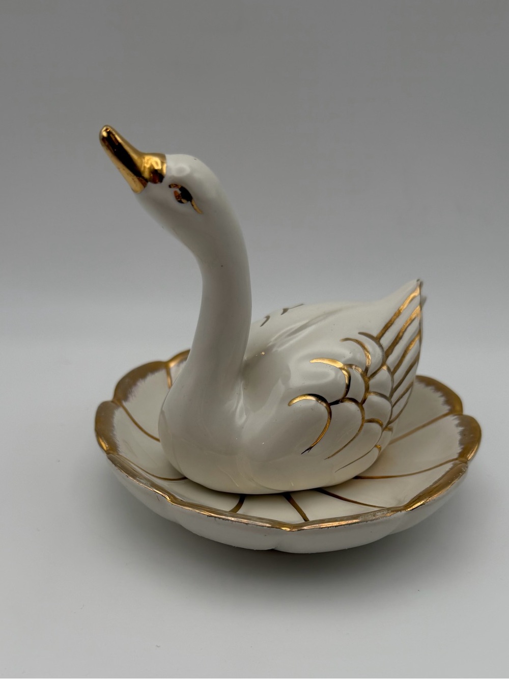 White and Gold Ceramic Swan Ring/Trinket Dish - Classic Home Accent